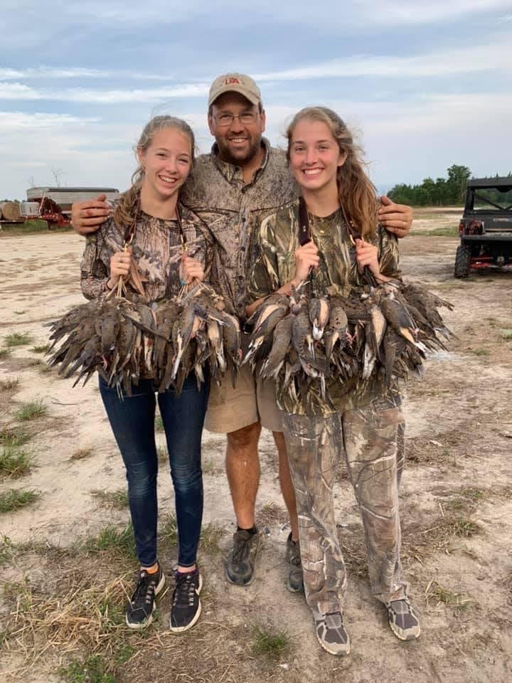 Wray Dove Carrier / Tote