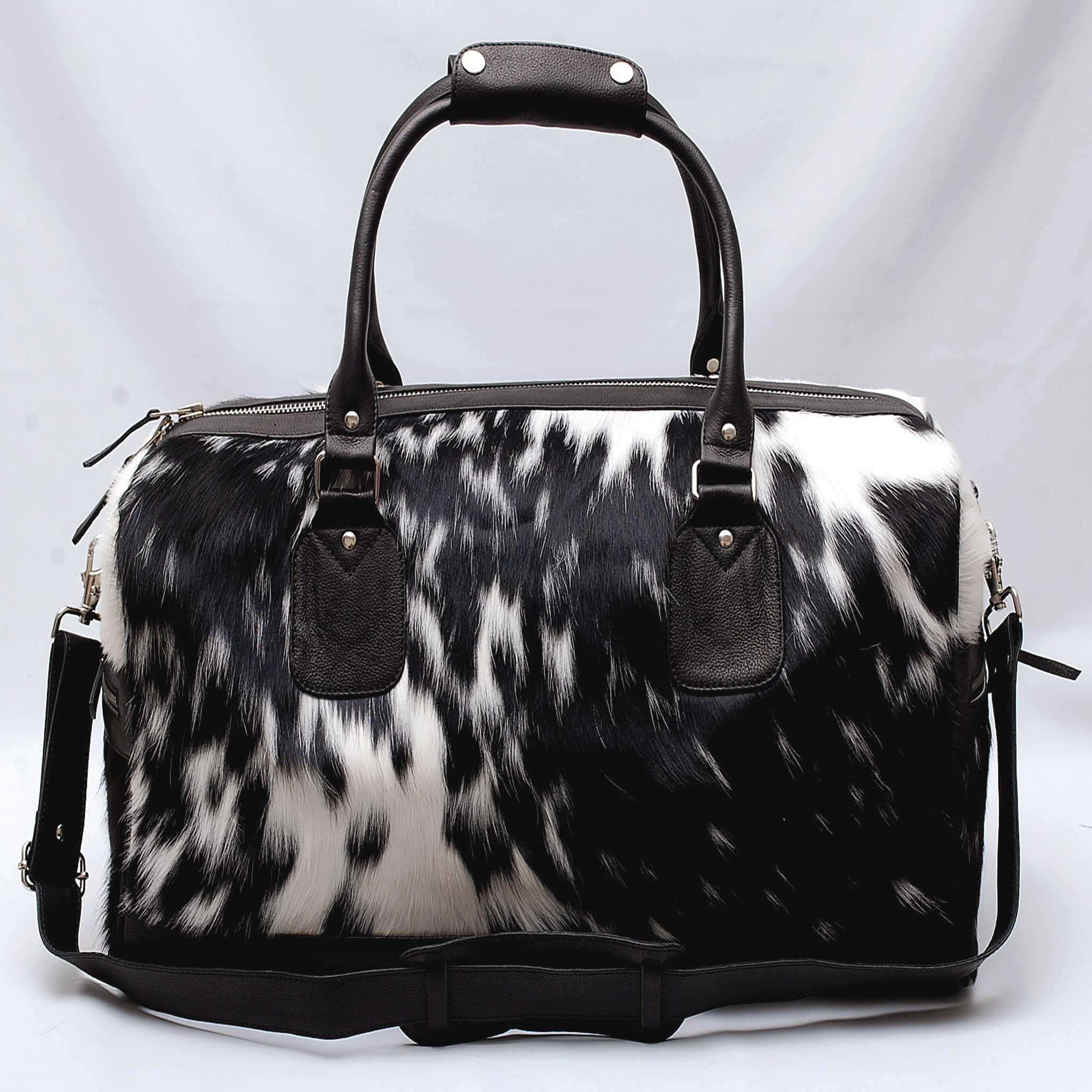 Medium Cowhide Duffel Bag, Genuine Leather Weekend Travel Bag, Stylish Luggage for Men & Women