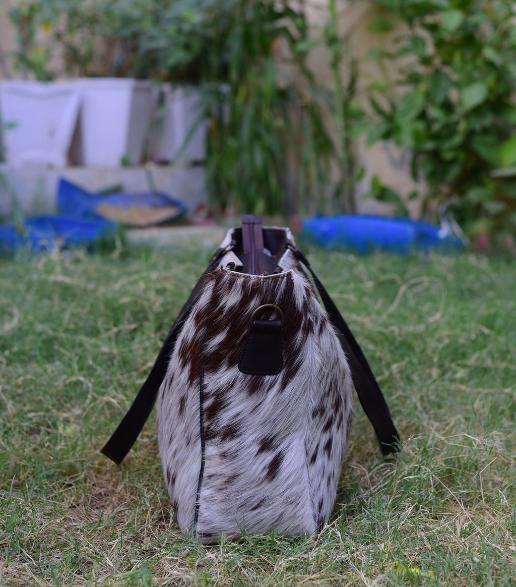 Cowhide Crossbody Bag - Chic Genuine Leather Purse with Adjustable Strap, Perfect Everyday Leather Crossbody for Her