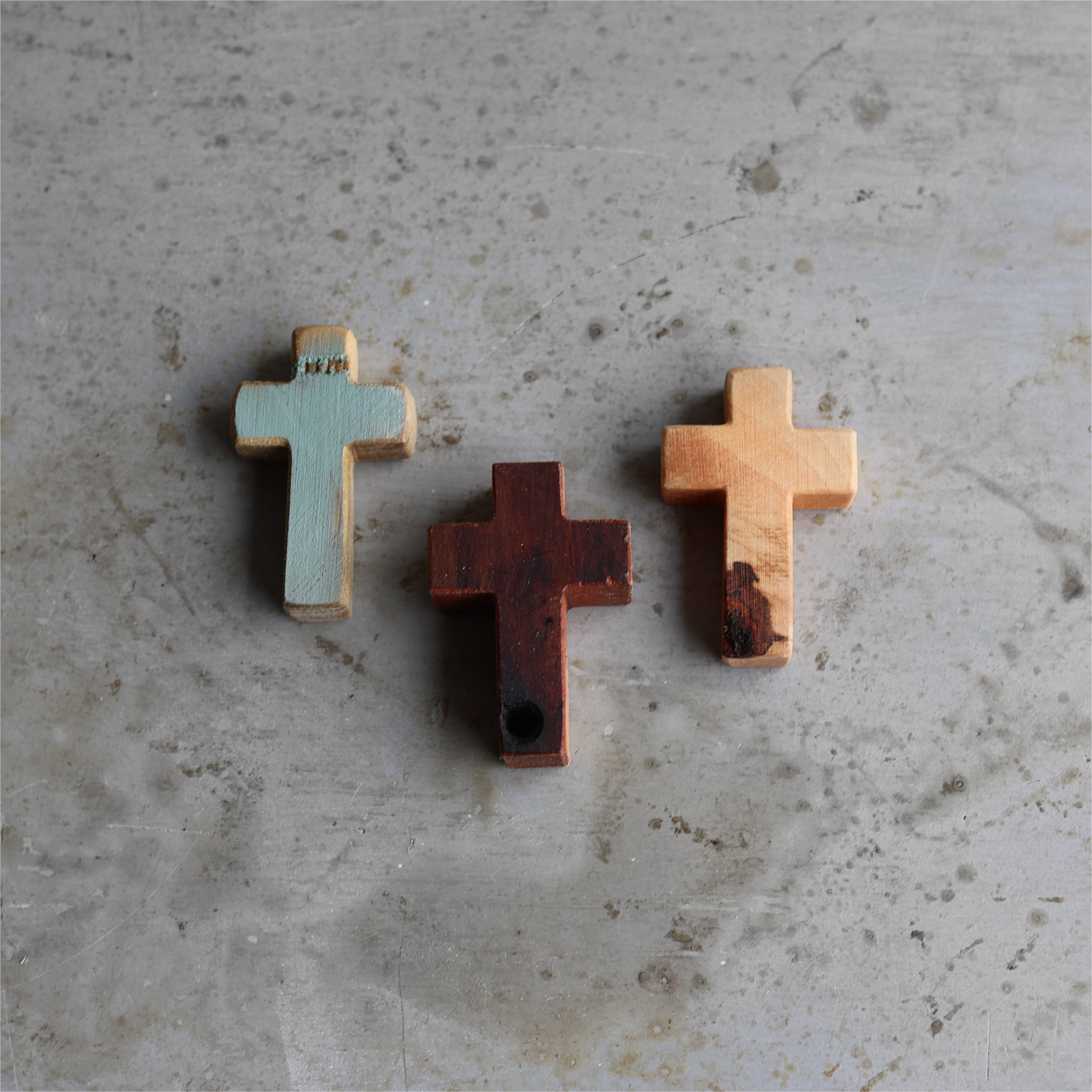 Rugged Pocket Crosses