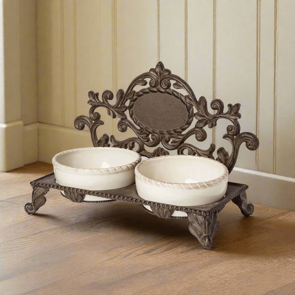 Ornate Elevated Pet Feeder – Vintage Cast Iron Double Bowl Stand