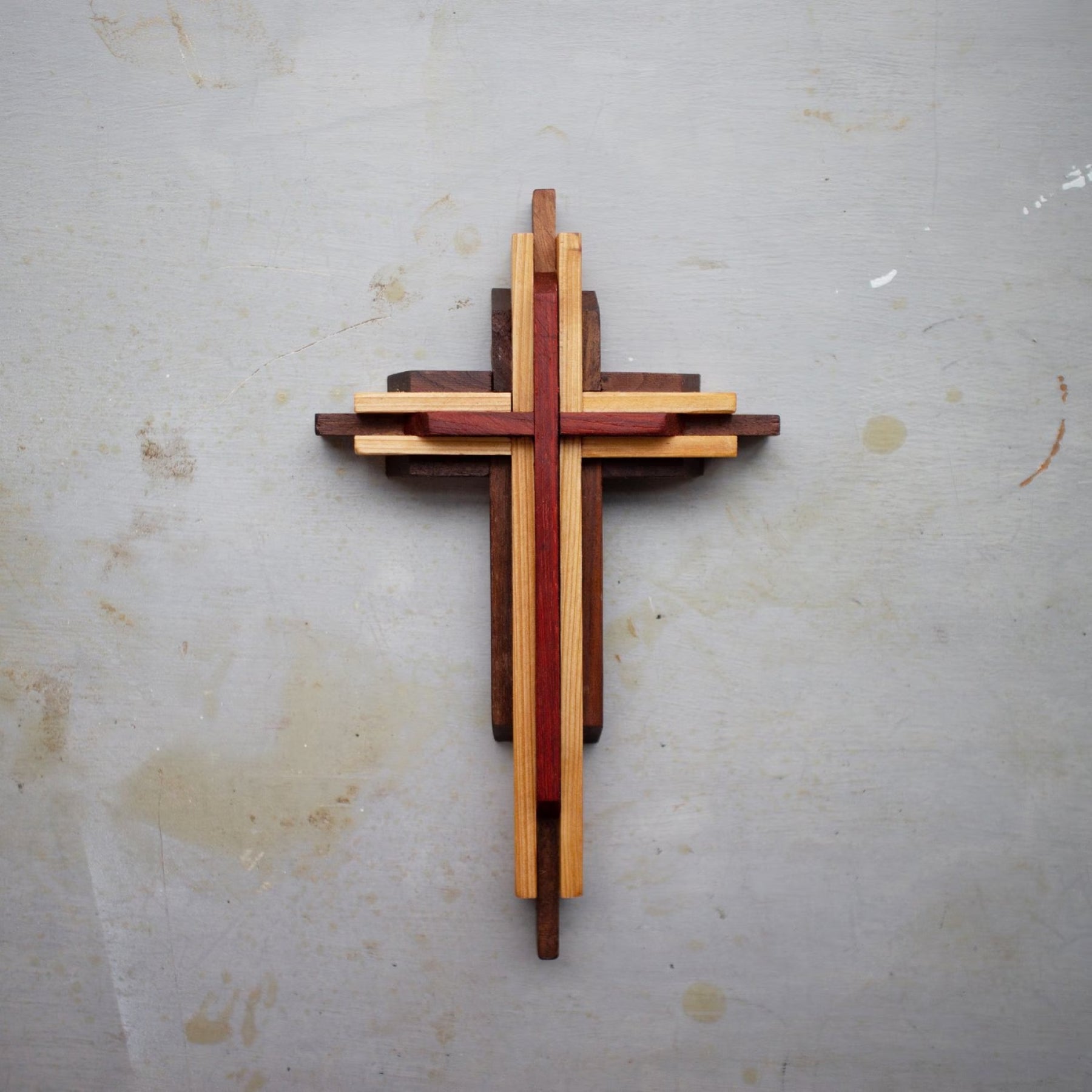 Small Layered Cross