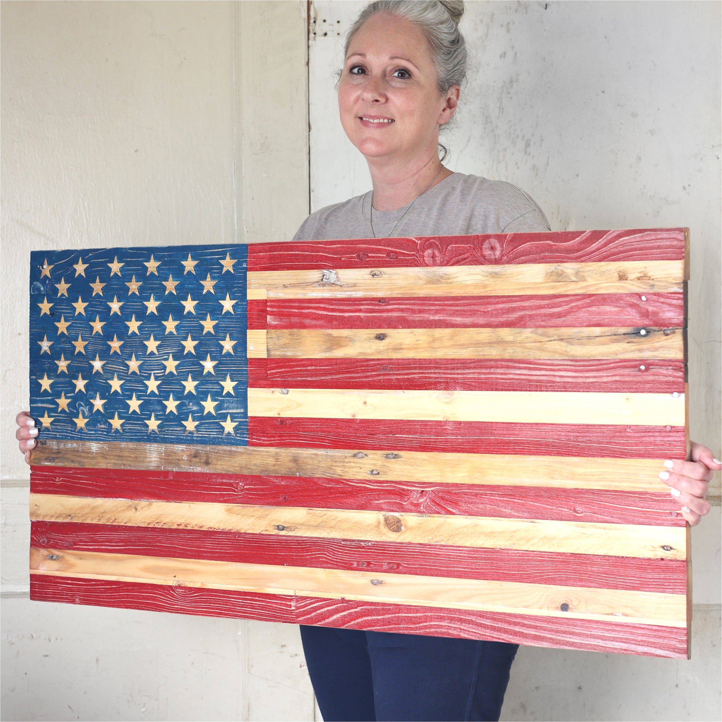 USA Pallet Wood Flags