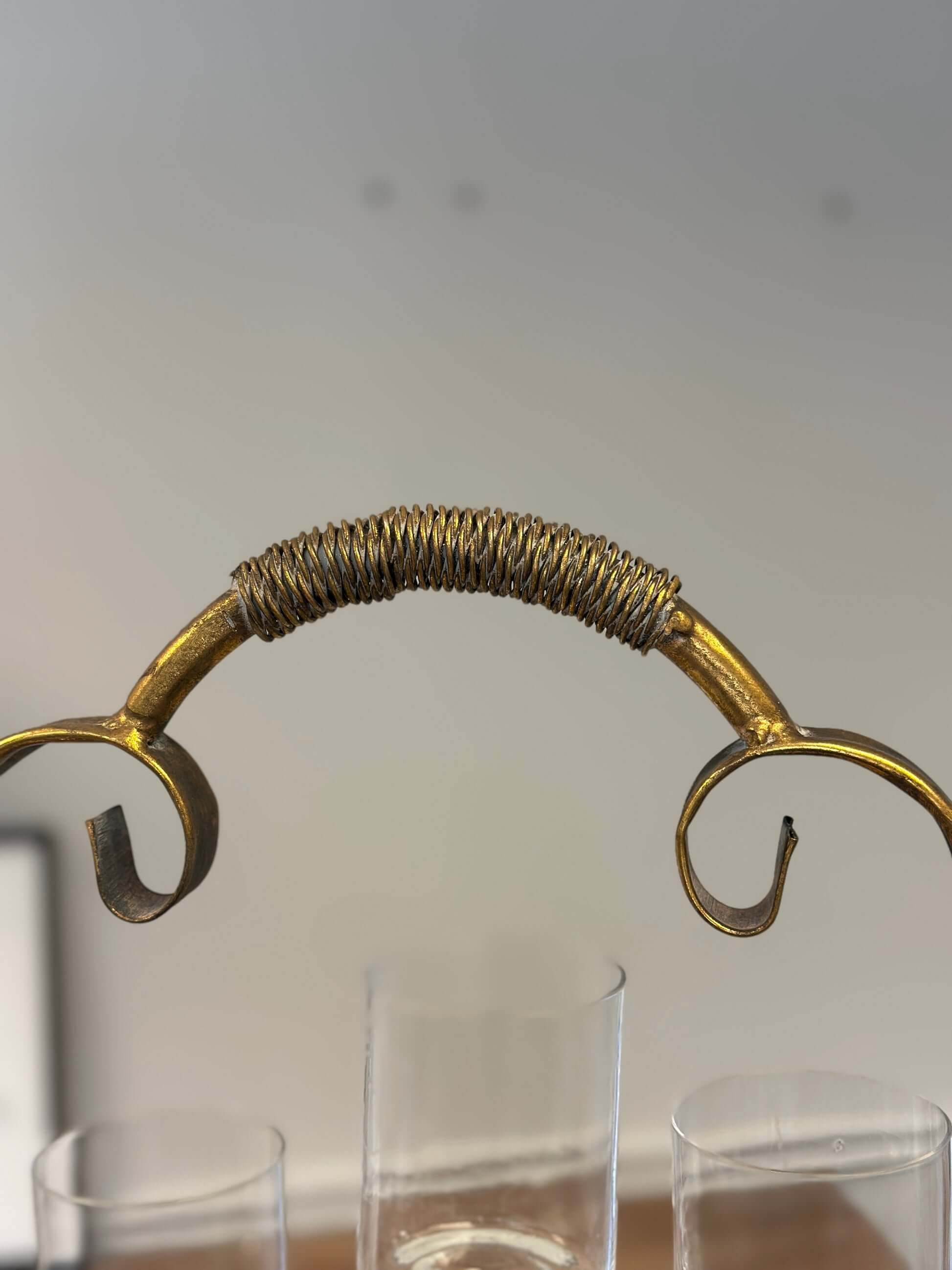 Vintage Brass 2-Tier Metal Bar Cart Stand with Ornate Detailing